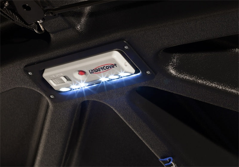 Load image into Gallery viewer, UnderCover 19-20 GMC Sierra 1500 (w/Multipro TG) 5.8 ft Elite Bed Cover - Black Textured
