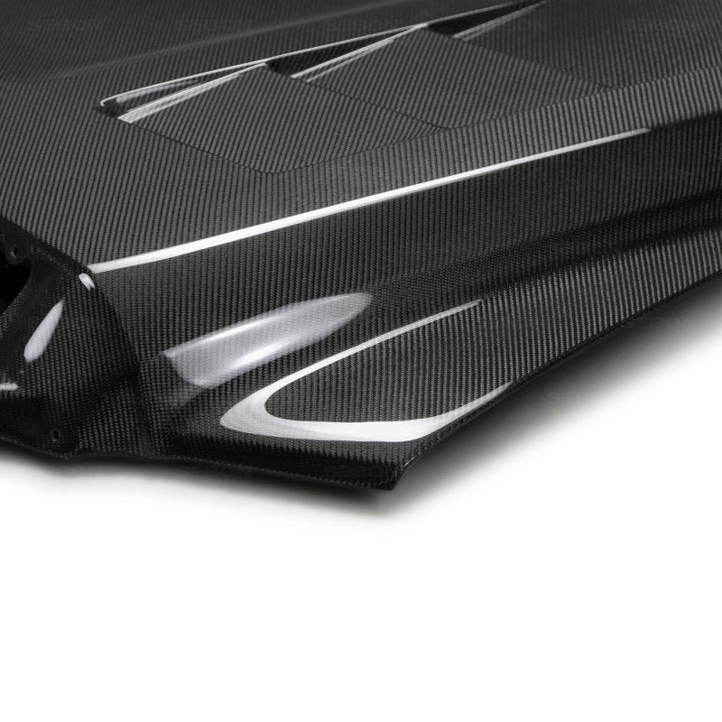 Load image into Gallery viewer, Seibon 14-20 Toyota Tundra TS-Style Carbon Fiber Hood
