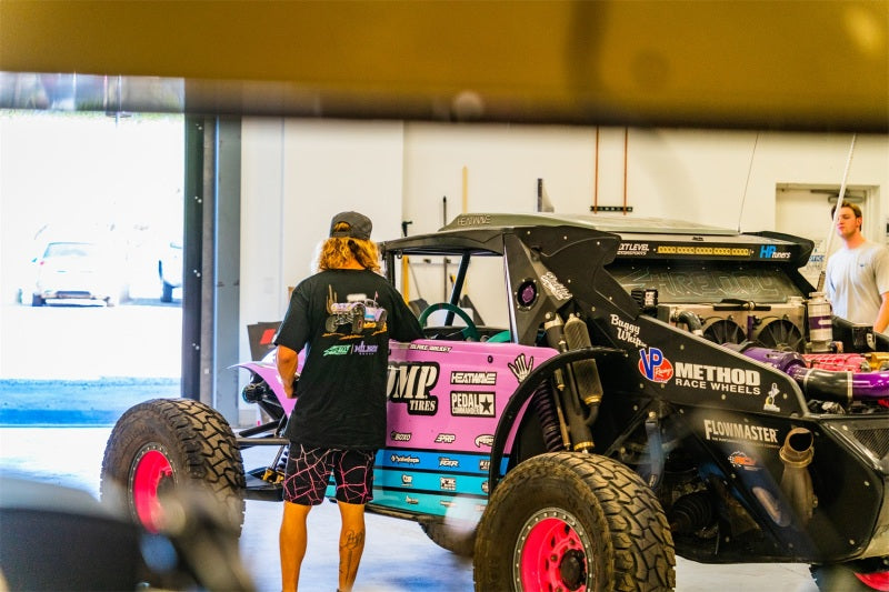 Load image into Gallery viewer, Rigid Industries x SHREDDY 360-Series 4in Lights w/Wt Bcklght (2) + 6 Covers (2 Pink/2 Teal/2 Blk)
