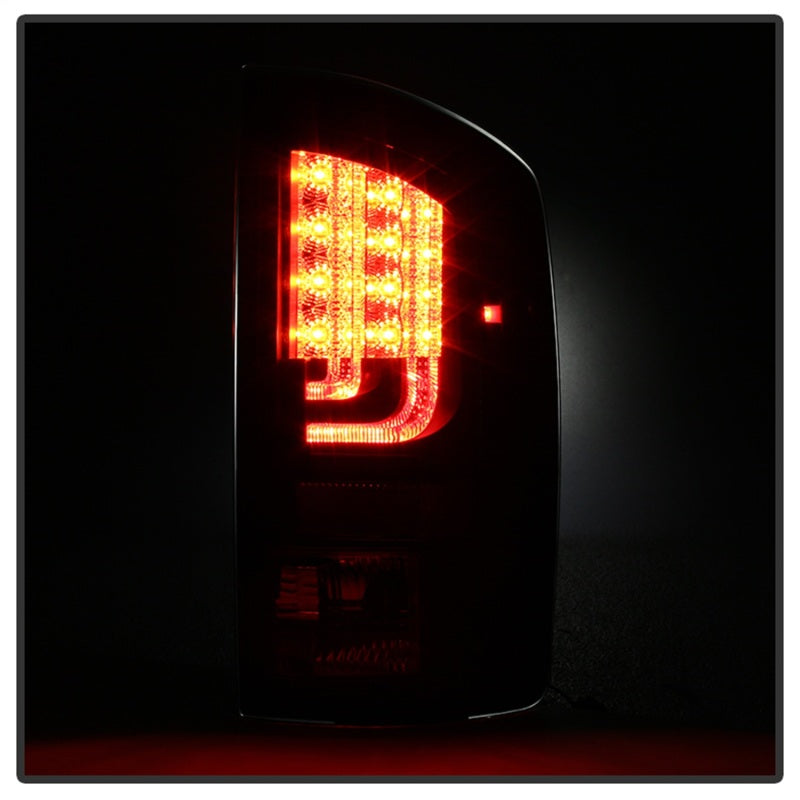 Load image into Gallery viewer, Spyder Dodge Ram 02-06 1500 Version 2 LED Tail Light - Black ALT-YD-DRAM02V2-LED-BK
