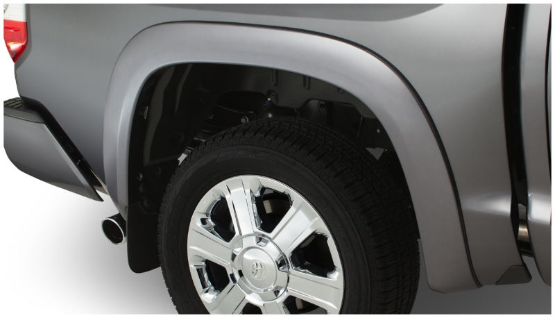 Load image into Gallery viewer, Bushwacker 14-18 Toyota Tundra Fleetside OE Style Flares 4pc 66.7/78.7/97.6in Bed - Black
