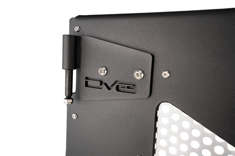 Load image into Gallery viewer, DV8 18-22 Jeep 4 Door JL/JT Aluminum Half Doors with Perforated Mesh Rear
