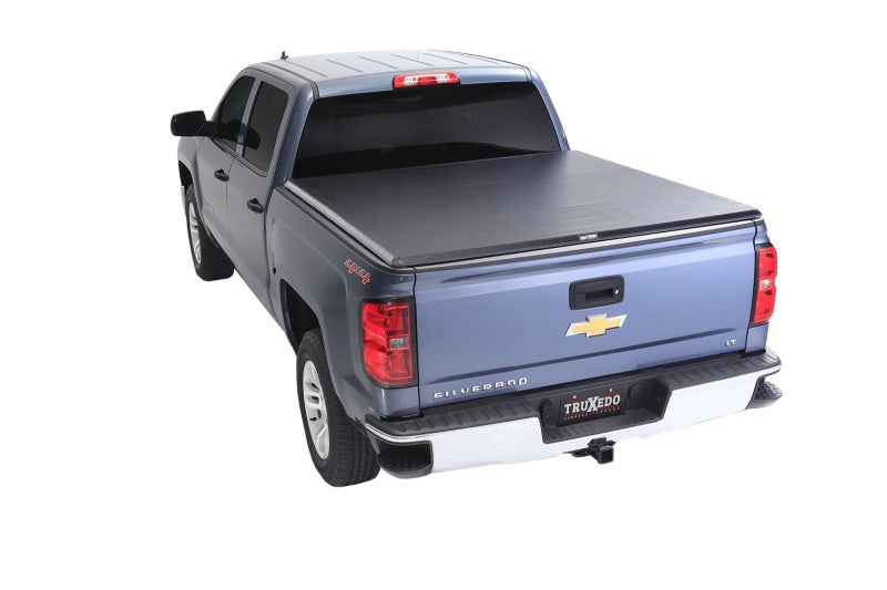 Load image into Gallery viewer, Truxedo 14-18 GMC Sierra &amp; Chevrolet Silverado 1500 5ft 8in TruXport Bed Cover
