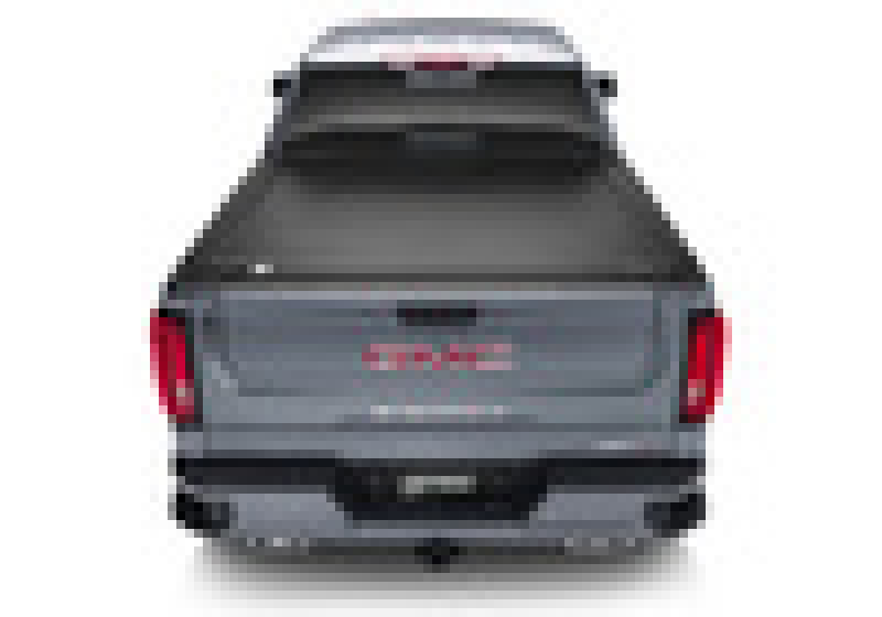 Load image into Gallery viewer, Retrax 2019 Chevrolet/GMC Silverado/Sierra 1500 8ft Bed (w/o Storage Boxes) RetraxPRO MX
