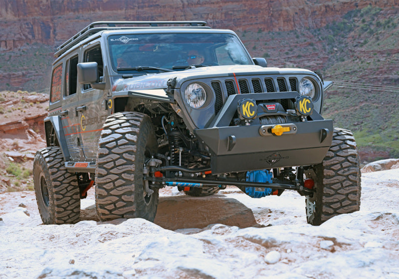 Load image into Gallery viewer, Superlift 18-20 Jeep Wrangler JL Unlimited - 4in Dual Rate Coil Lift Kit w/ King 2.0 Shocks
