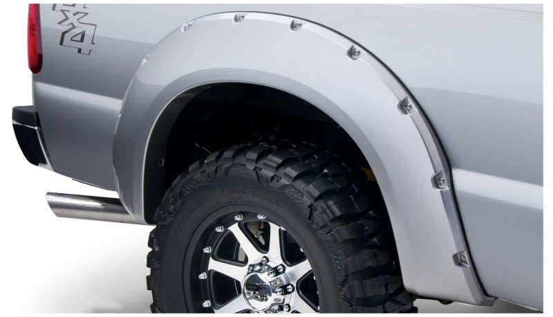 Load image into Gallery viewer, Bushwacker 11-16 Ford F-250 Super Duty Styleside Pocket Style Flares 2pc - Black
