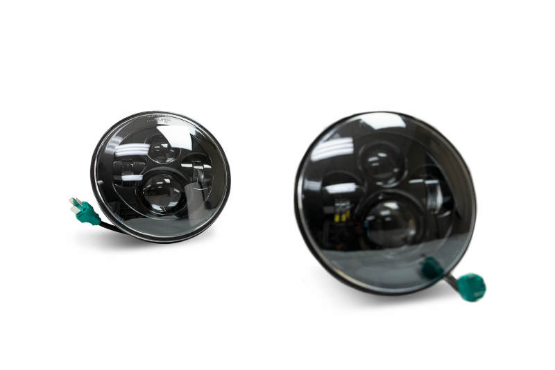 Load image into Gallery viewer, DV8 Offroad 07-18 Jeep Wrangler JK LED Projector Headlights
