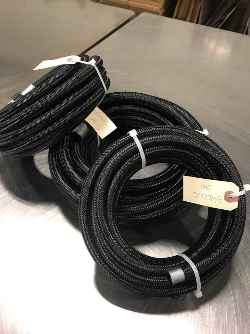Load image into Gallery viewer, Fragola -10AN Premium Nylon Race Hose- 20 Feet
