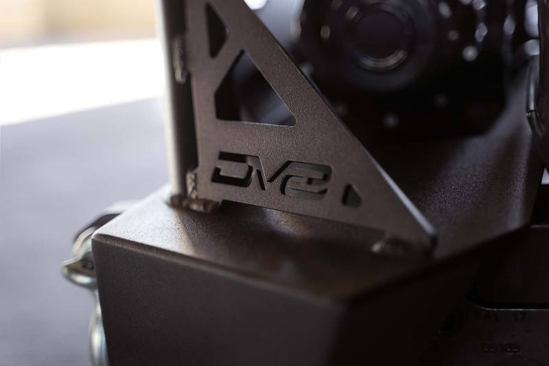 Load image into Gallery viewer, DV8 Offroad 07-23 Jeep Wrangler JK/JL &amp; Gladiator JT FS-15 Series Front Bumper
