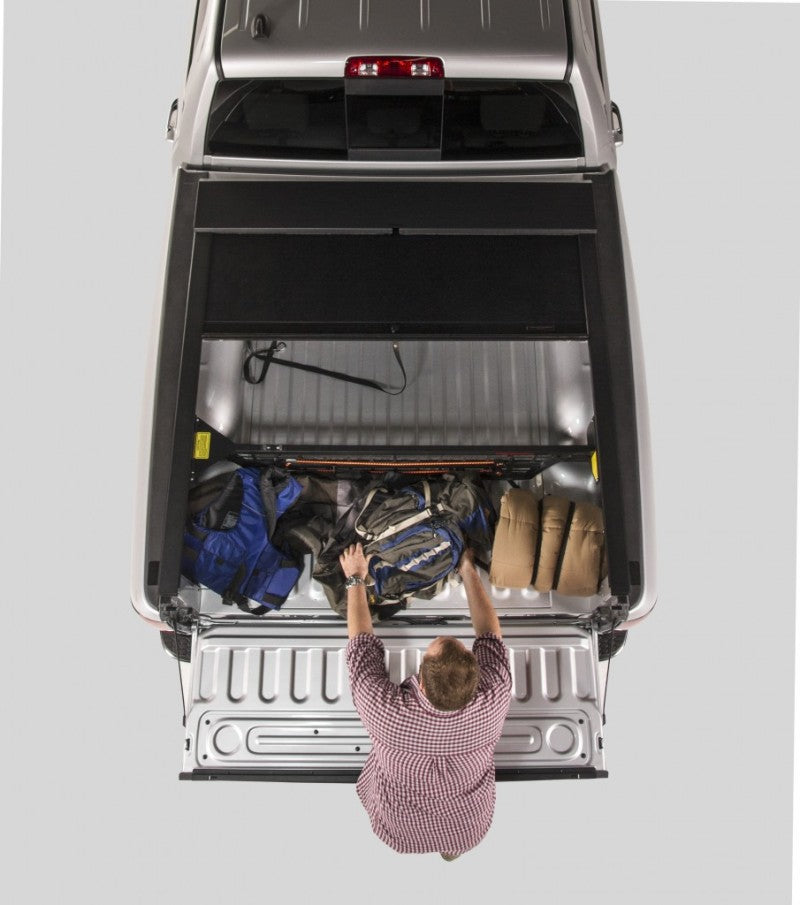 Load image into Gallery viewer, Roll-N-Lock 17-19 Ford F-250/F-350 Super Duty SB 80-3/8in Cargo Manager
