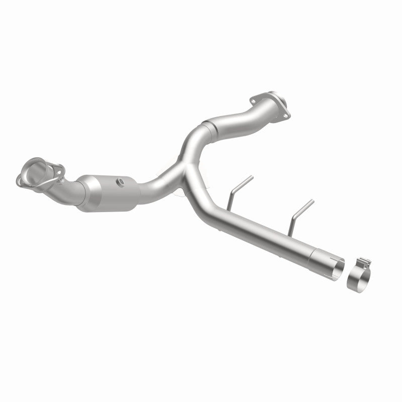 Load image into Gallery viewer, MagnaFlow Right Side Direct Fit Catalytic Converter 15-17 Ford F-150 5.0L

