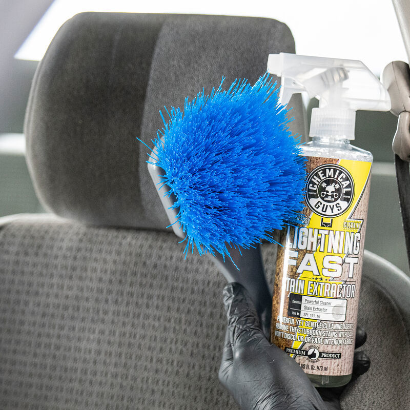 Load image into Gallery viewer, Chemical Guys Stiffy Brush For Tires - Blue
