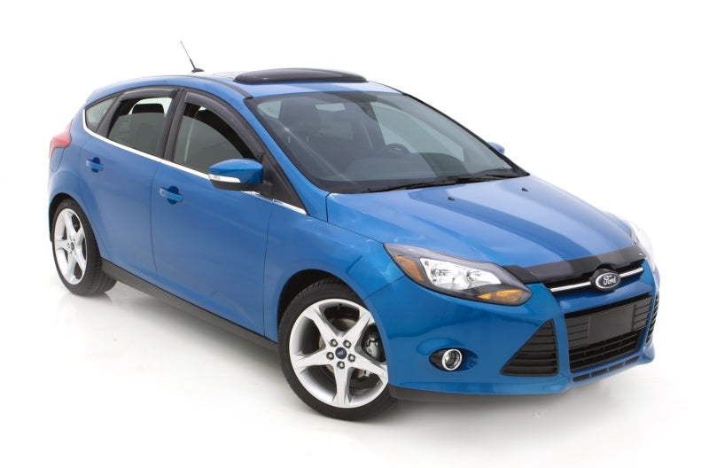 Load image into Gallery viewer, AVS Universal Windflector Classic Sunroof Wind Deflector (Fits Up To 35.5in.) - Smoke
