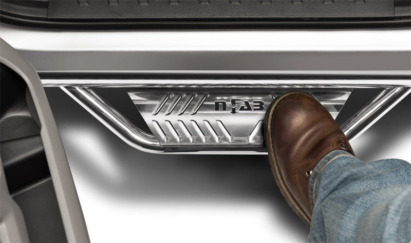 Load image into Gallery viewer, N-Fab Podium SS 07-17 Toyota Tundra Double Cab - Polished Stainless - 3in
