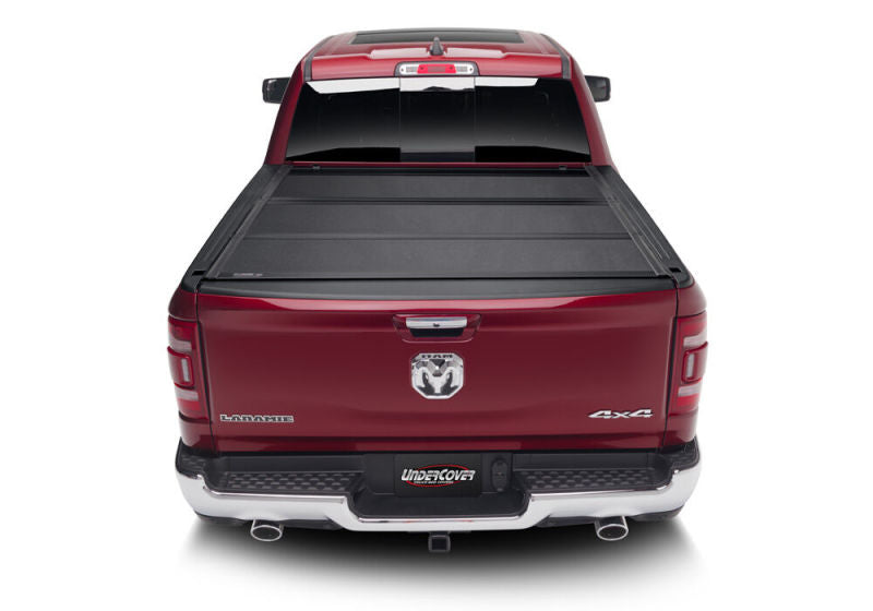 Load image into Gallery viewer, UnderCover 19-20 Ram 1500 6.4ft Armor Flex Bed Cover - Black Textured
