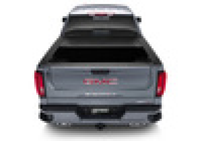 Load image into Gallery viewer, Retrax 2019 Chevrolet/GMC Silverado/Sierra 1500 8ft Bed (w/o Storage Boxes) RetraxPRO MX
