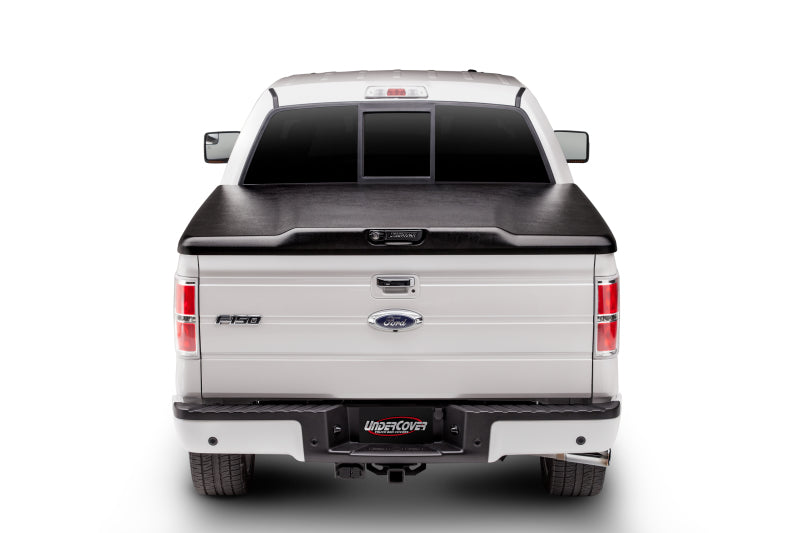 Load image into Gallery viewer, UnderCover 15-20 Ford F-150 5.5ft Elite Bed Cover - Black Textured
