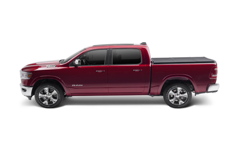 Load image into Gallery viewer, Extang 2019 Dodge Ram (New Body Style - 5ft 7in) Solid Fold 2.0
