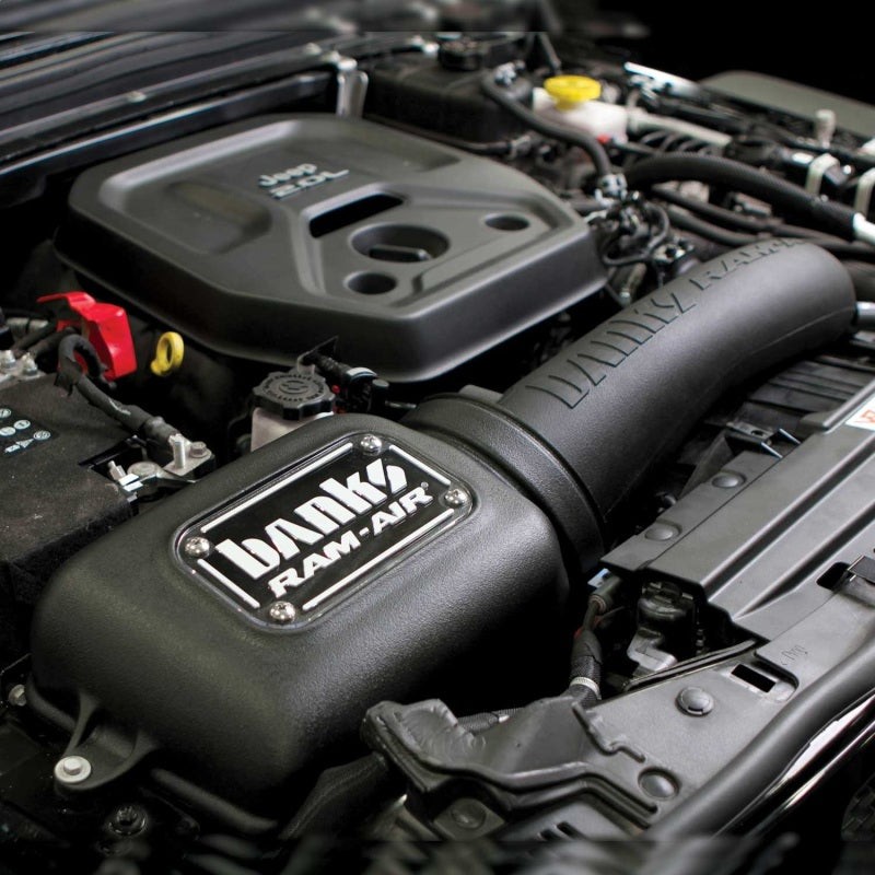 Load image into Gallery viewer, Banks Power 18-21 Jeep 2.0L Turbo Wrangler (JL) Ram-Air Intake System
