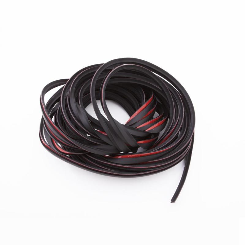 Load image into Gallery viewer, Bushwacker 99-18 Universal Small Wiper Style Replacement Edge Trim- 30ft Roll
