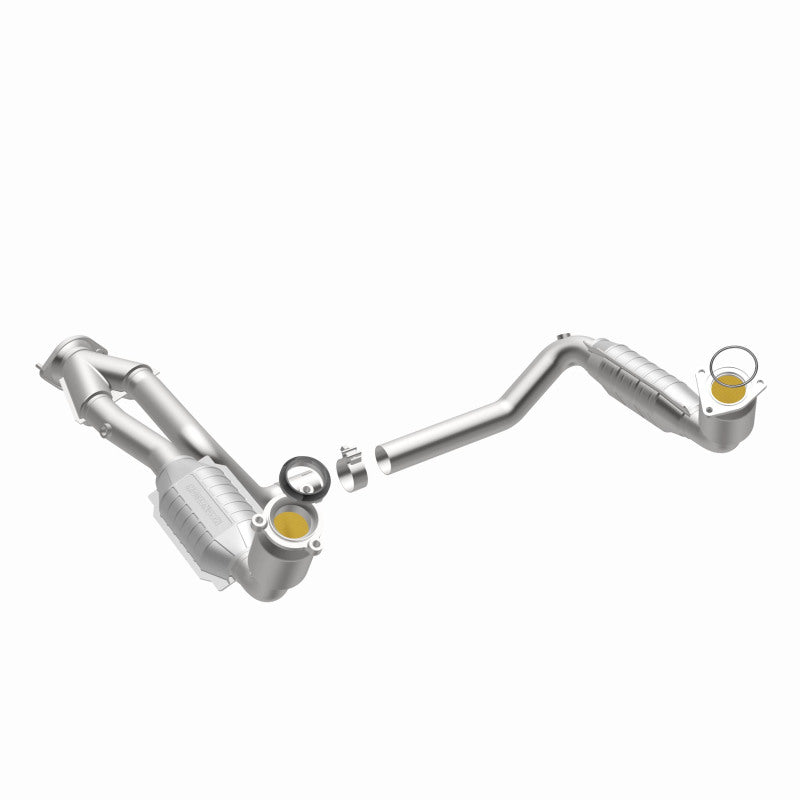 Load image into Gallery viewer, MagnaFlow Conv DF 99-00 Chevy Pickups 4.3L
