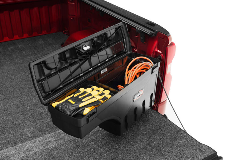 Load image into Gallery viewer, UnderCover 2023 Chevy Colorado/2023 GMC Canyon Passenger Side Swing Case
