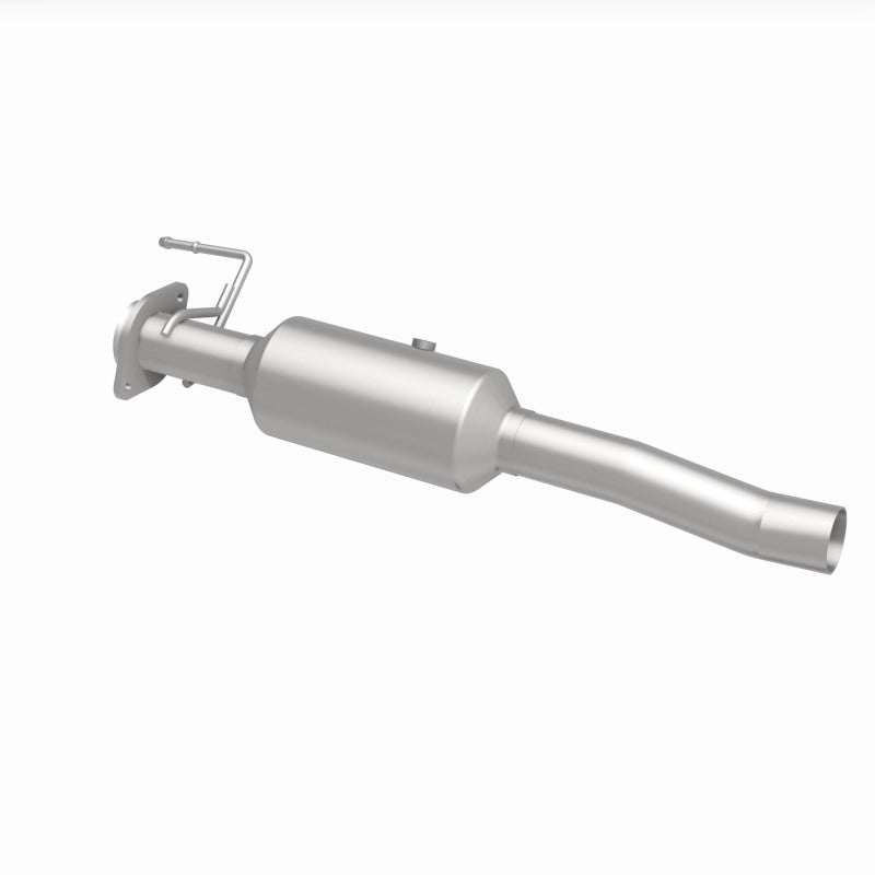 Load image into Gallery viewer, MagnaFlow 18-19 Ford F-450 Super Duty V10 6.8L Underbody Direct Fit Catalytic Converter
