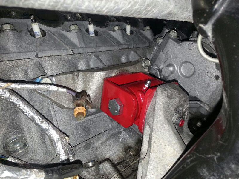 Load image into Gallery viewer, UMI Performance 04-07 Cadillac CTS-V Engine Mount Polyurethane
