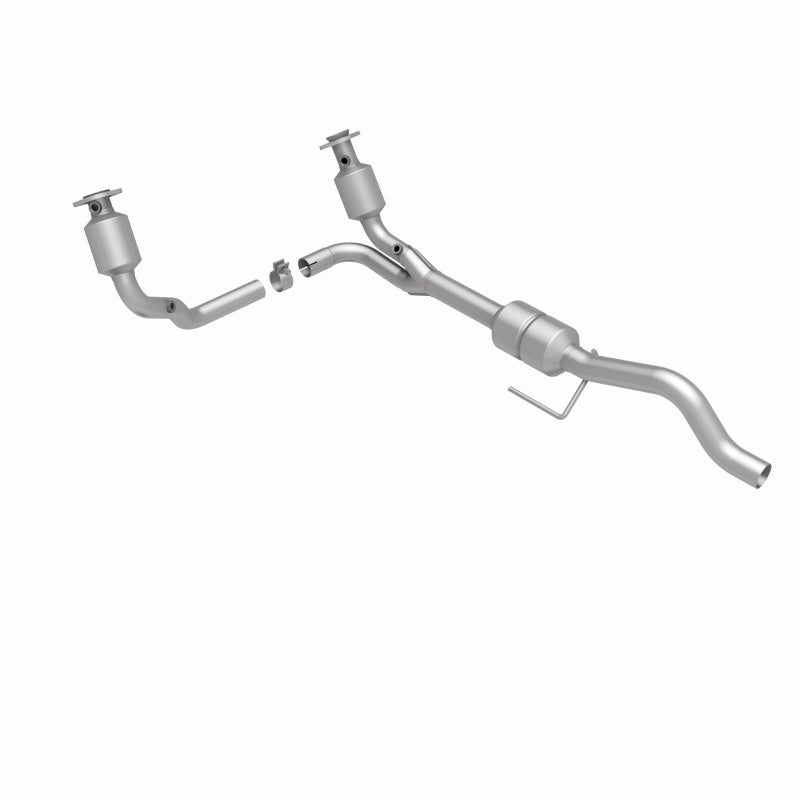 Load image into Gallery viewer, MagnaFlow Conv DF 00-03 Durango 4WD 4.7L
