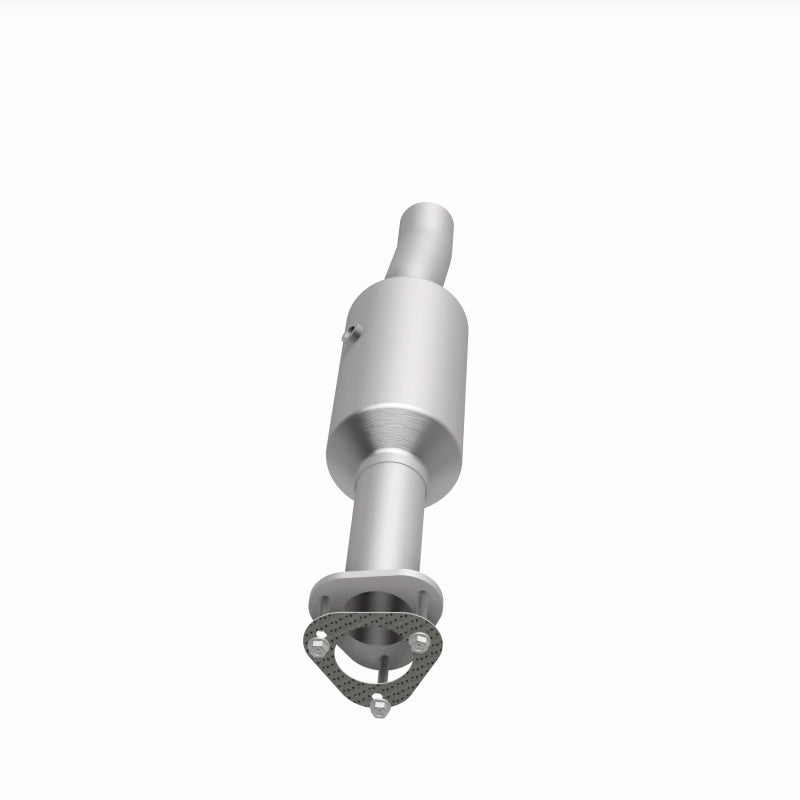 Load image into Gallery viewer, MagnaFlow 16-19 Ford E-450 Super Duty Base V10 6.8L Underbody Direct-Fit Catalytic Converter
