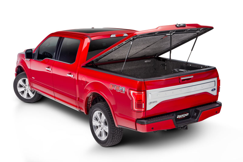 Load image into Gallery viewer, UnderCover 14-15 Chevy Silverado 1500 5.8ft Elite LX Bed Cover - Brownstone
