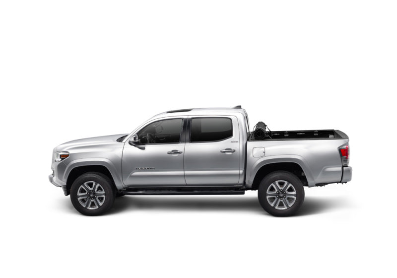 Load image into Gallery viewer, Truxedo 2022 Toyota Tundra 5ft. 6in. Sentry Bed Cover - Without Deck Rail System
