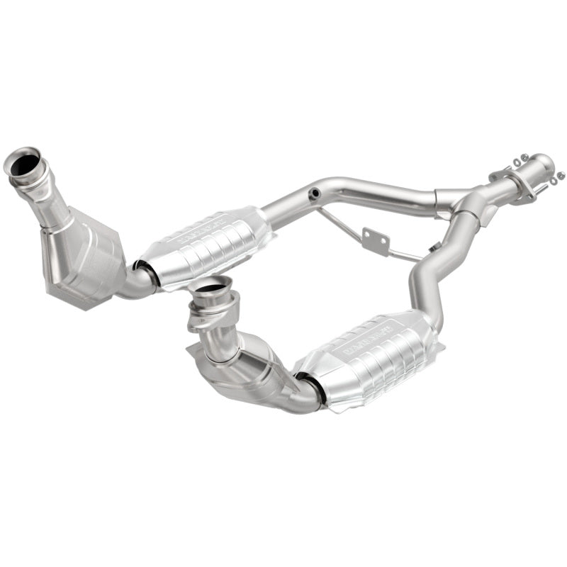 Load image into Gallery viewer, MagnaFlow Conv DF 96-98 Ford Mustang 3.8L
