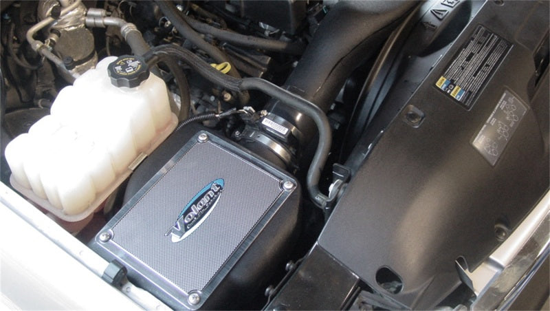 Load image into Gallery viewer, Volant 01-06 Chevrolet Avalanche 2500 8.1 V8 PowerCore Closed Box Air Intake System
