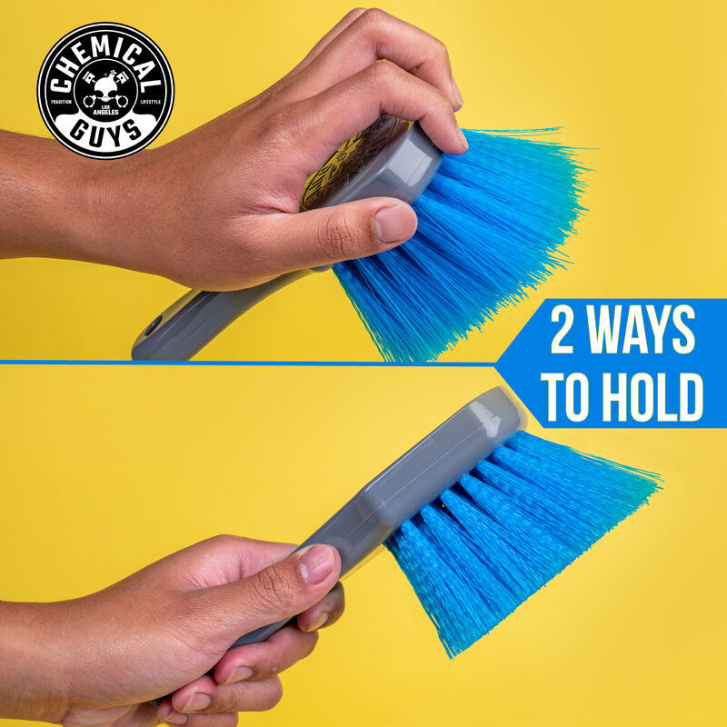 Load image into Gallery viewer, Chemical Guys Stiffy Brush For Tires - Blue
