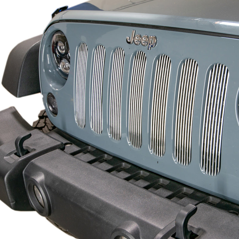 Load image into Gallery viewer, DV8 Offroad 2007-2018 Jeep JK Polished Grille Inserts
