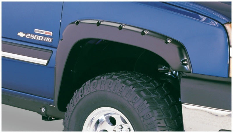 Load image into Gallery viewer, Bushwacker 07-07 Chevy Silverado 1500 Classic Fleetside Pocket Style Flares 4pc - Black
