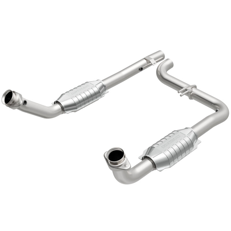 Load image into Gallery viewer, MagnaFlow Direct-Fit SS Catalytic Converter 05-06 Toyota Tundra 4.0L V6
