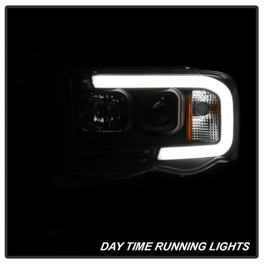 Spyder 02-05 Dodge Ram 1500 Light Bar Projector Headlights - Black (PRO-YD-DR02V2-LB-BK)