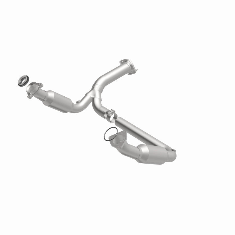 Load image into Gallery viewer, MagnaFlow Conv DF 07-09 Chevy/GMC Silverado/Suburban/Sierra/Tahoe/Yukon
