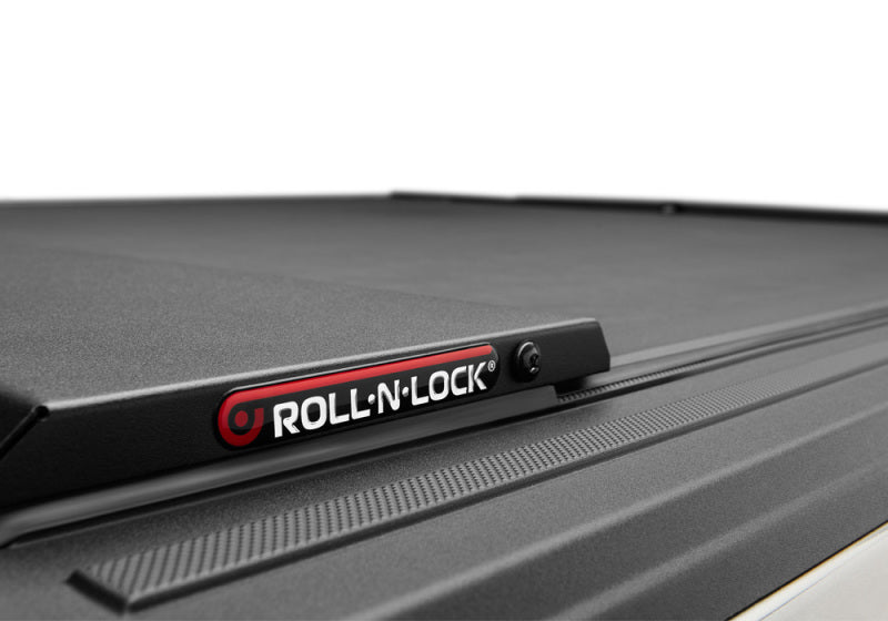 Load image into Gallery viewer, Roll-N-Lock 2021 Ford F-150 67.1in M-Series Retractable Tonneau Cover
