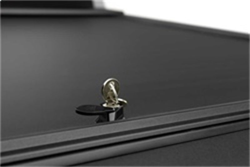Load image into Gallery viewer, Roll-N-Lock 17-19 Ford F-250/F-350 Super Duty SB 80-3/8in A-Series Retractable Tonneau Cover

