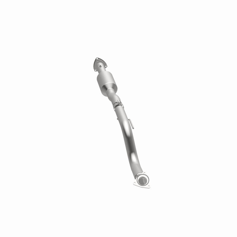Load image into Gallery viewer, MagnaFlow 2009 Chevrolet Express 4500 V8 6.0L Right Underbody Catalytic Converter

