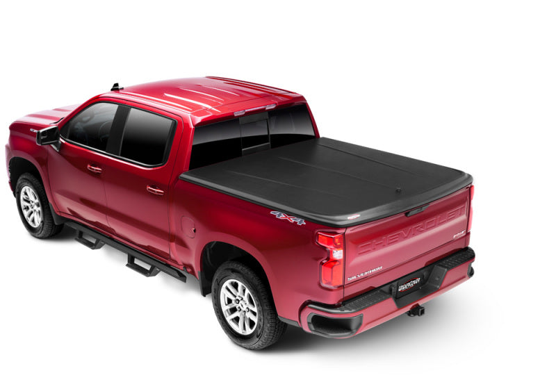 Load image into Gallery viewer, UnderCover 19-20 Chevy Silverado 1500 6.5ft SE Bed Cover - Black Textured
