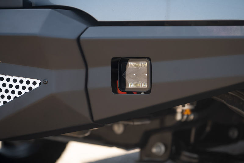 Load image into Gallery viewer, DV8 Offroad 3in Cube LED Light 40W Pod Light 5W LED
