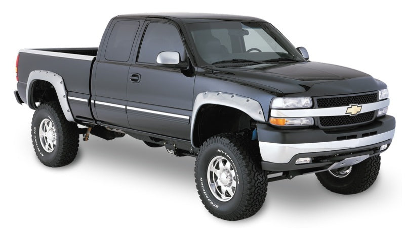 Load image into Gallery viewer, Bushwacker 07-07 Chevy Silverado 1500 Classic Fleetside Cutout Style Flares 2pc - Black
