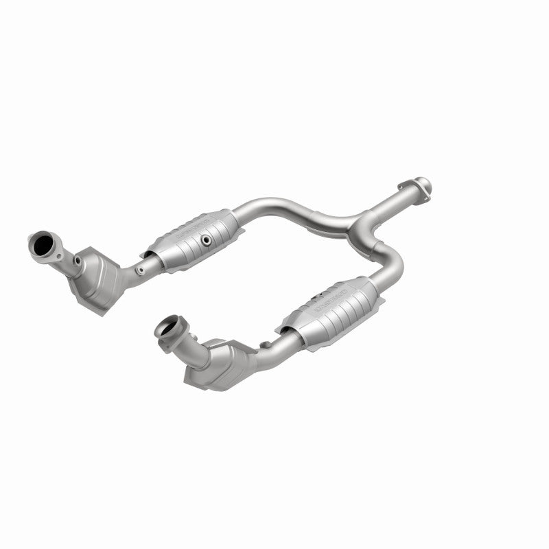 Load image into Gallery viewer, MagnaFlow Conv DF 99-04 Ford Mustang 3.8L
