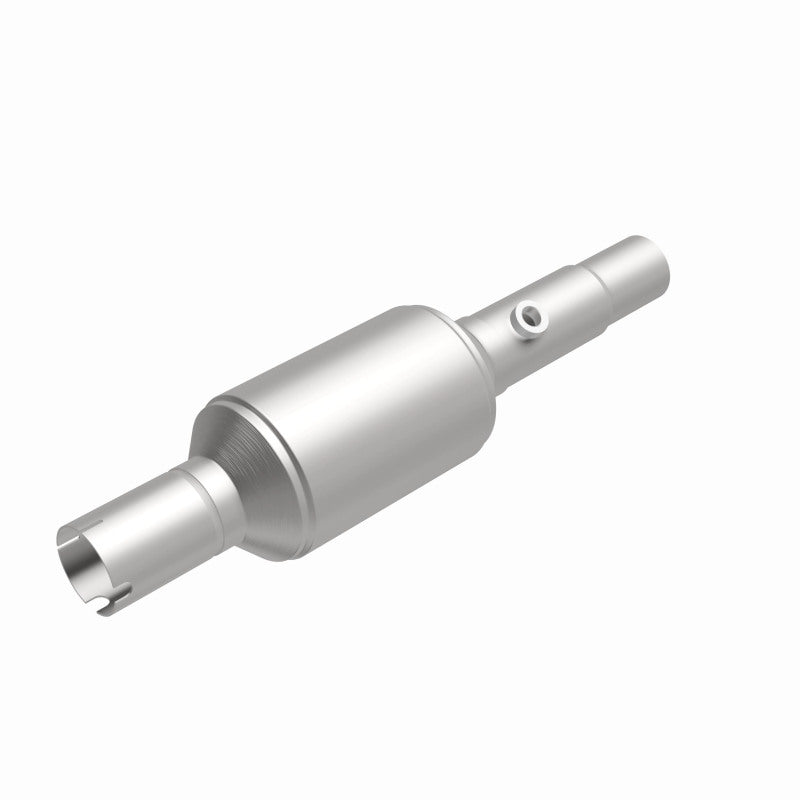 Load image into Gallery viewer, MagnaFlow Conv Direct Fit 96-98 Jeep Grand Cherokee Underbody
