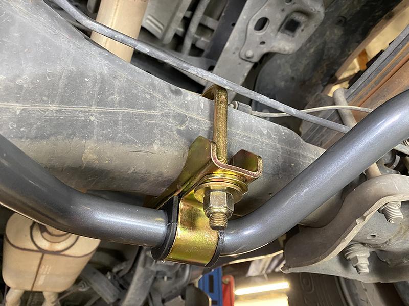 Load image into Gallery viewer, Progress Tech LT 07-21 Toyota Tundra Rear Sway Bar 1.125in dia. (28.5mm)
