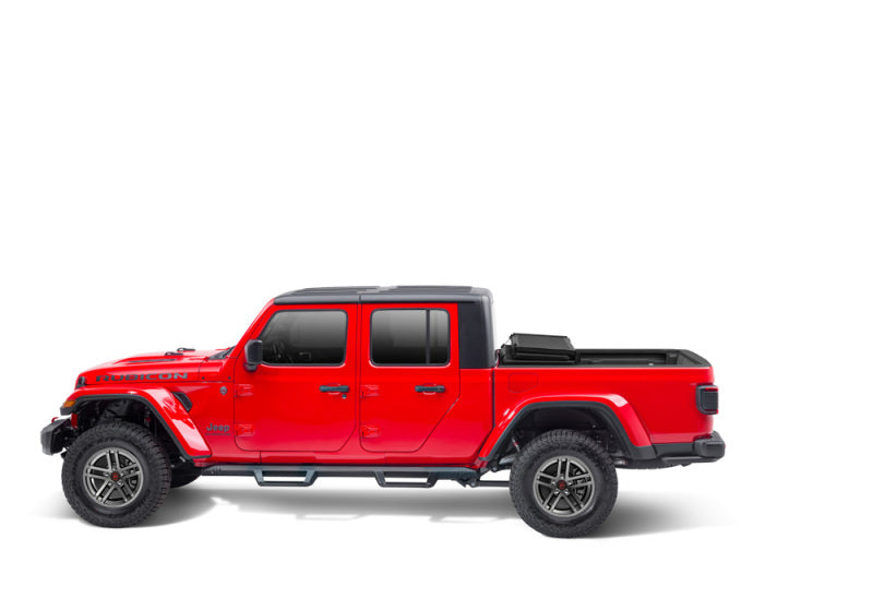 Load image into Gallery viewer, Extang 2020 Jeep Gladiator (JT) (w/Rail System) Solid Fold 2.0
